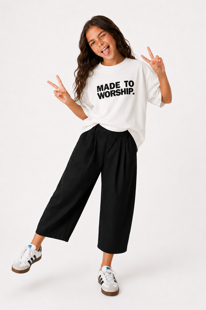 FAVORED. Kids MADE TO WORSHIP. T-Shirt